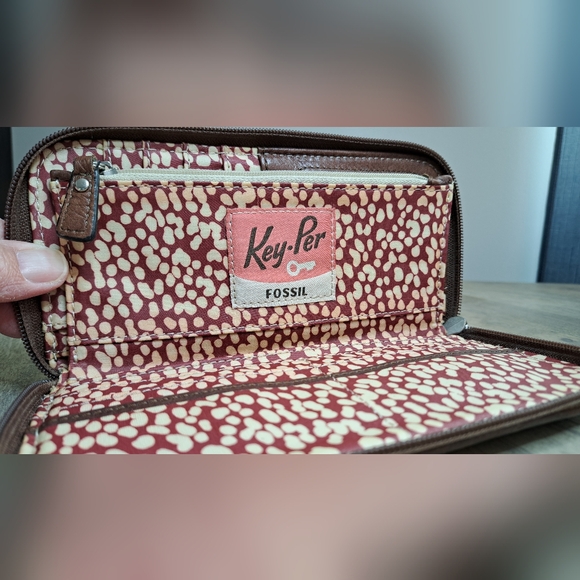 FOSSIL Key -Per Coated Canvas Multicolor Floral Wallet - Picture 11 of 15